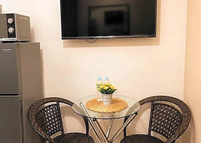 Lovely 1br @ Sm Southmall W/ Netflix & High Speed Wifi 호텔 3*